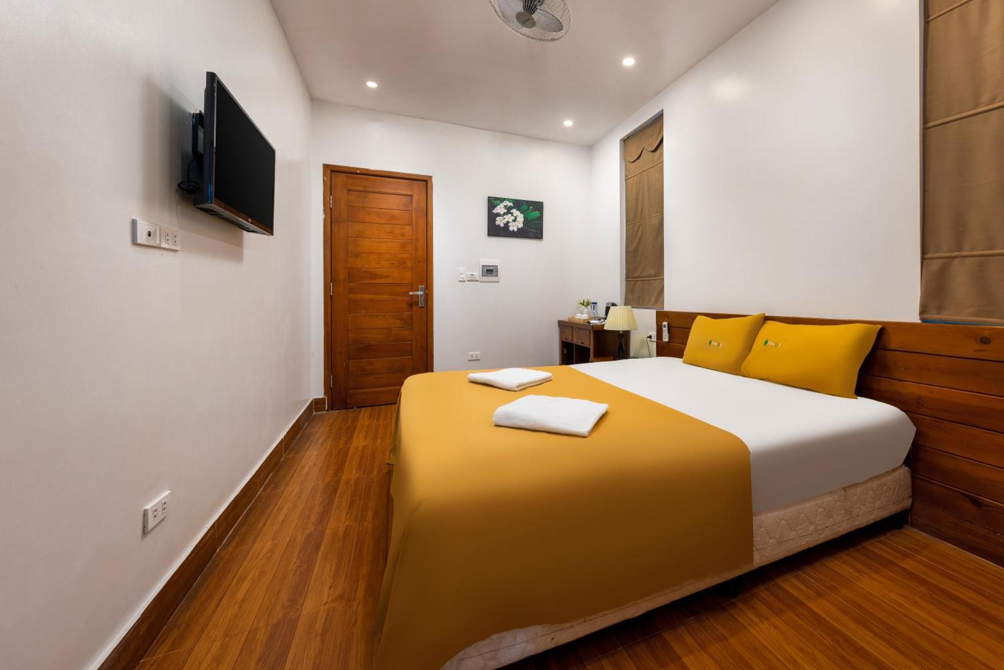 Catba Backpackers Hostel & Pool Bar Chan Chau Екстер'єр фото