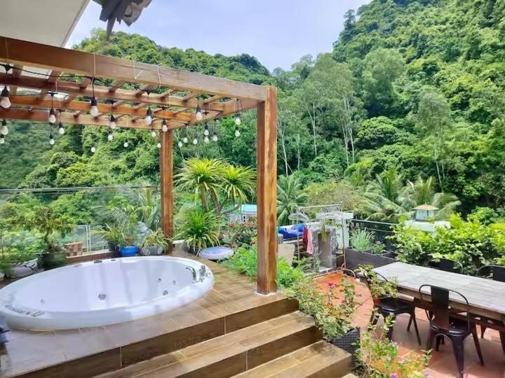 Catba Backpackers Hostel & Pool Bar Chan Chau Номер фото