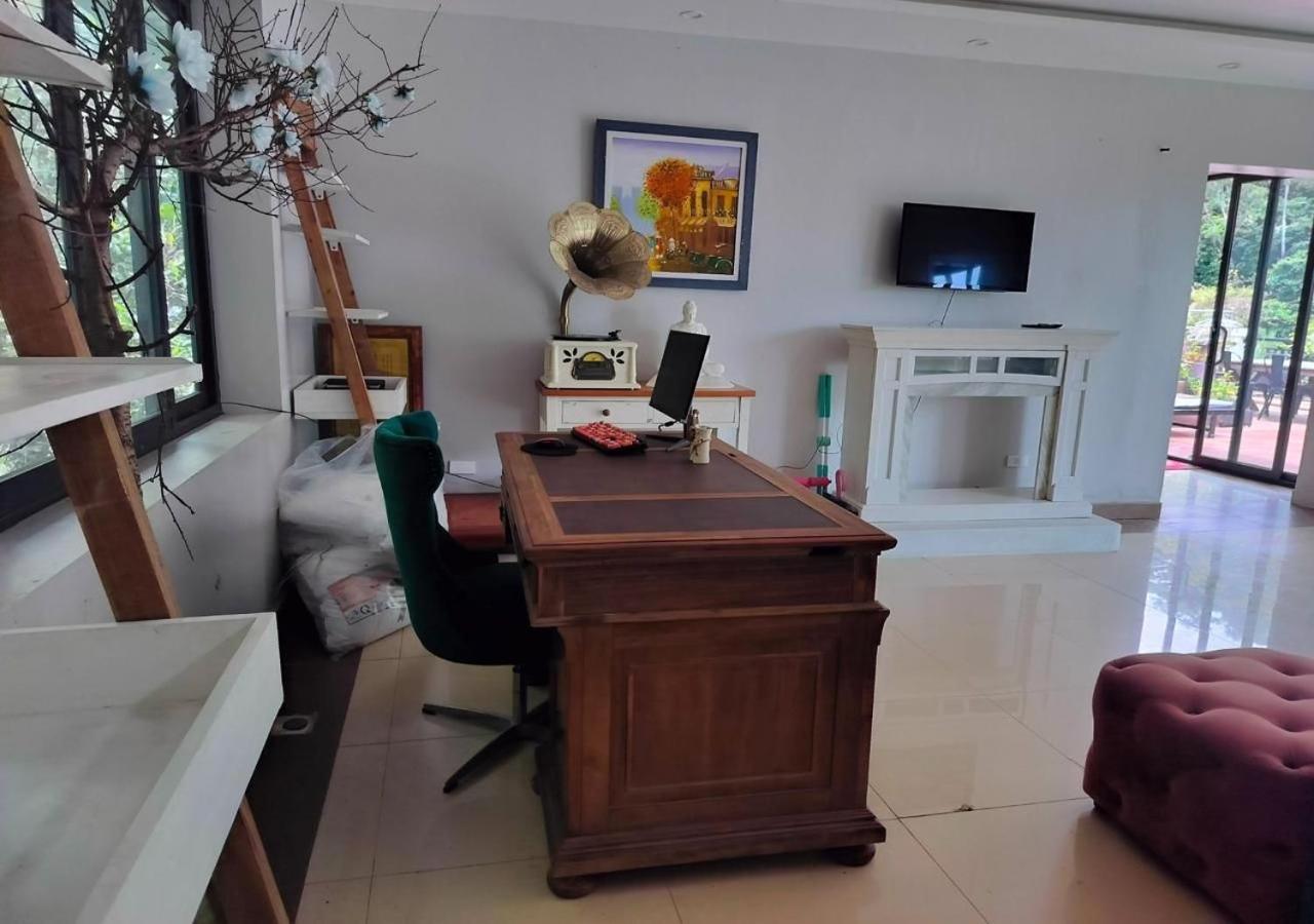 Catba Backpackers Hostel & Pool Bar Chan Chau Екстер'єр фото